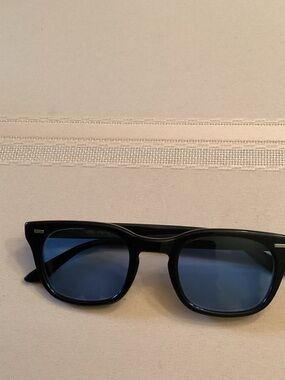 Men's Black Frame Sunglasses with Blue Lenses